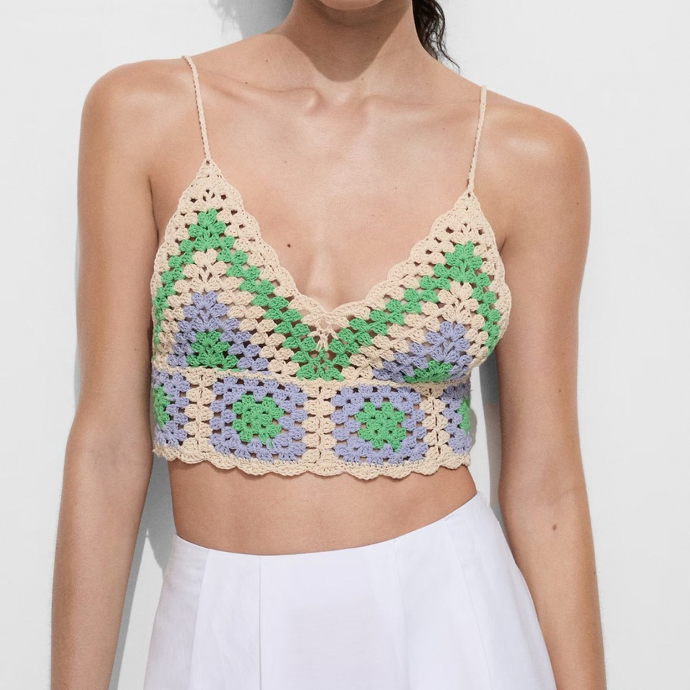 Crop top - Picture 3 of 6
